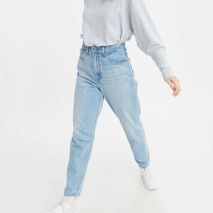 Levi’s High Loose Taper Jean